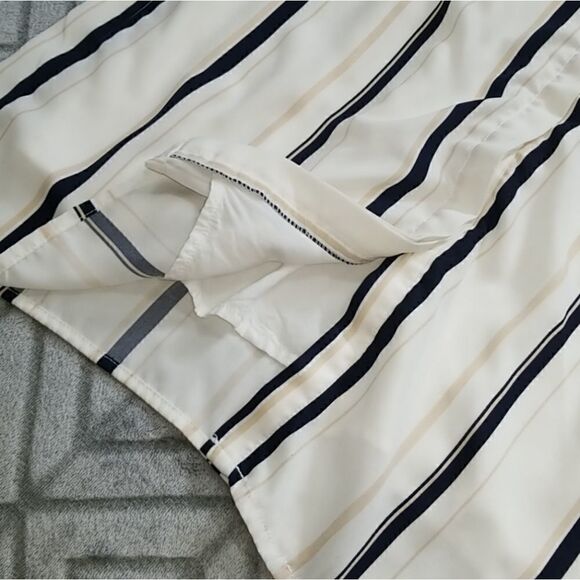 Striped Midi Dress   - Picture 3 of 9